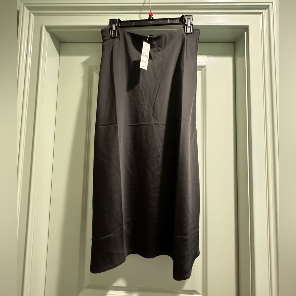 J. CREW NWT black bias cut silk / satin skirt size S